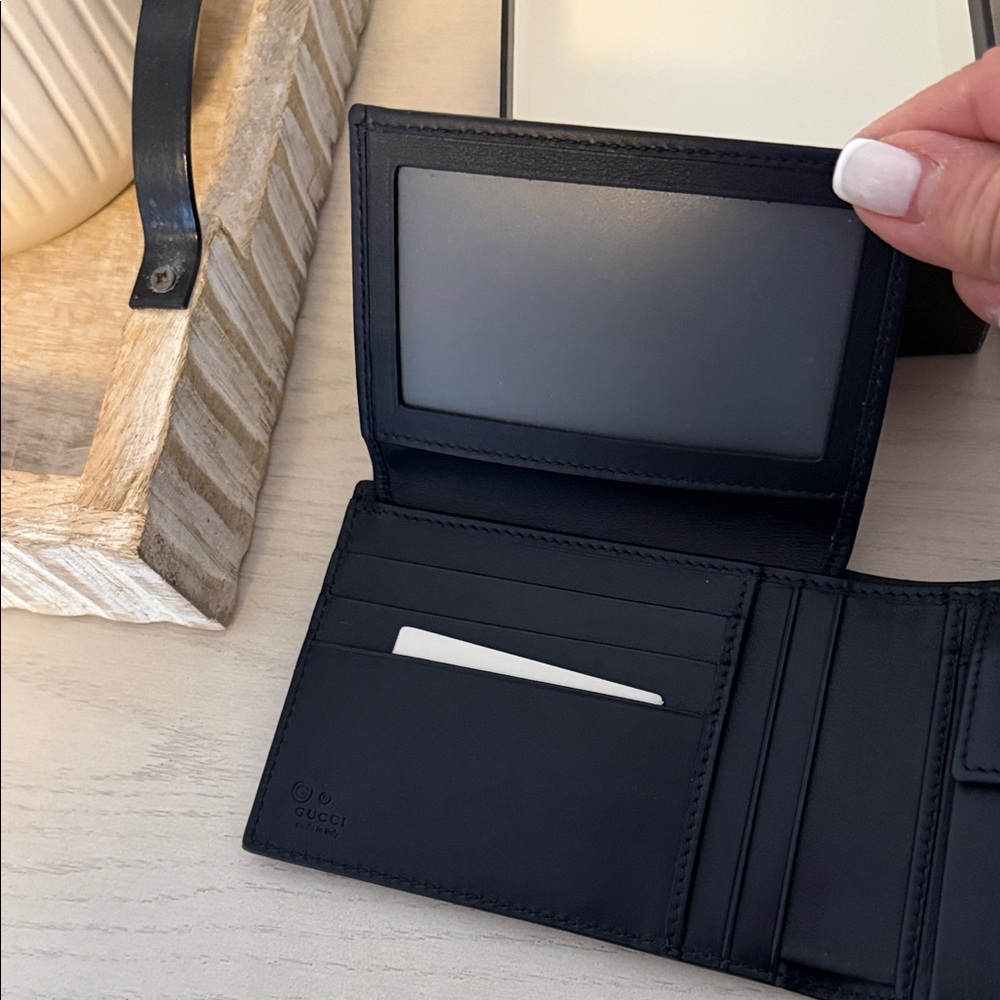 Gucci Embossed Black Leather Card Holder - Picture 3 of 4